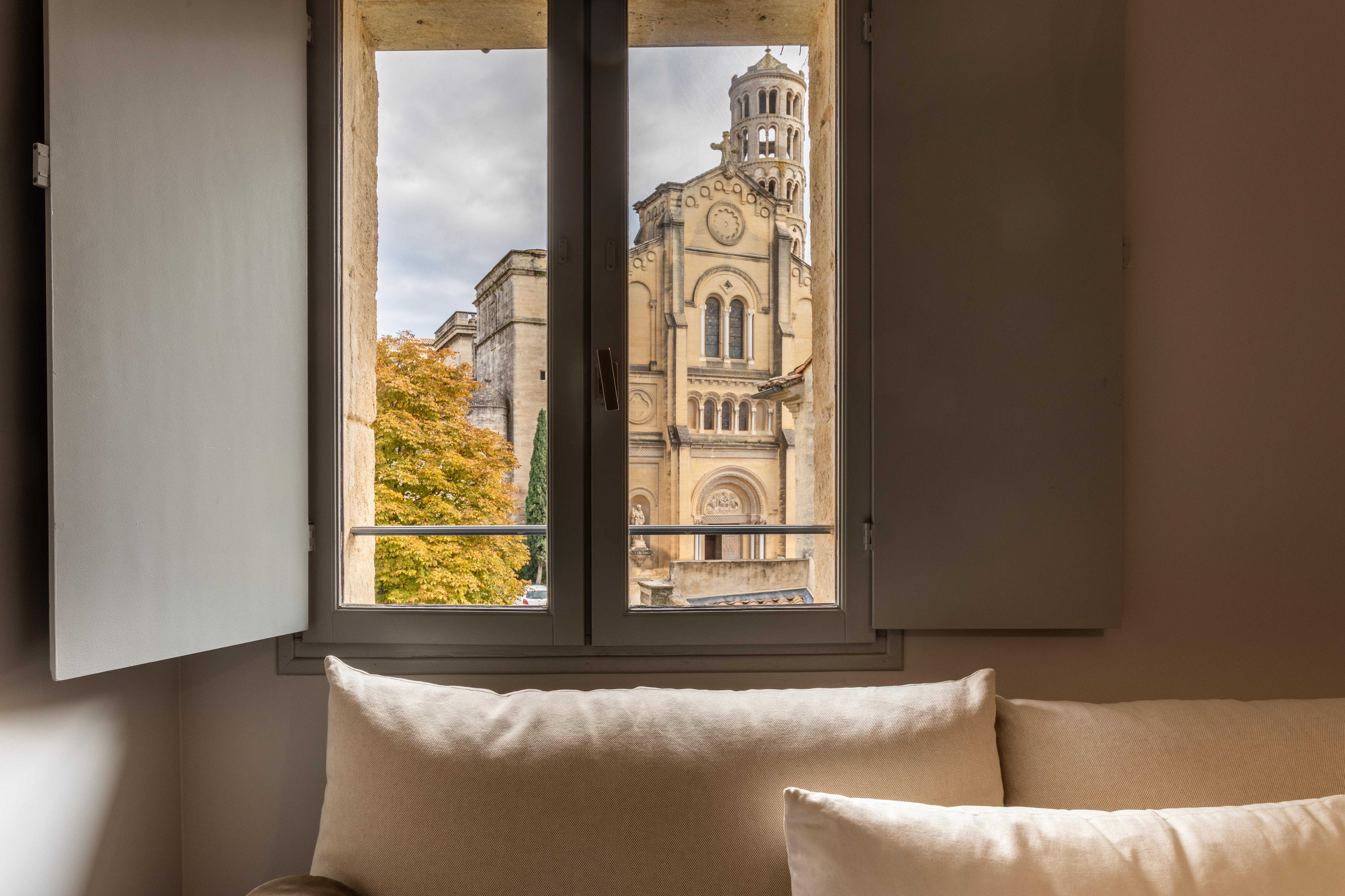 Boutique Hotel Entraigues Юзес Экстерьер фото