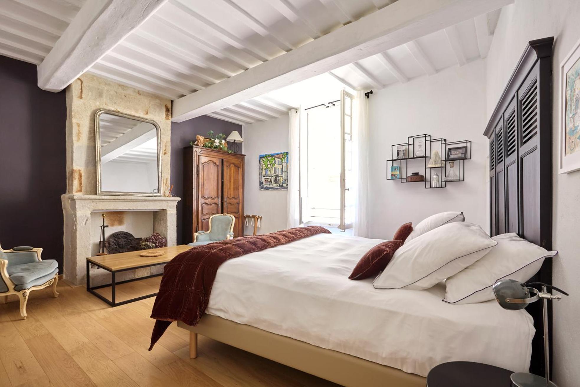 Boutique Hotel Entraigues Юзес Экстерьер фото